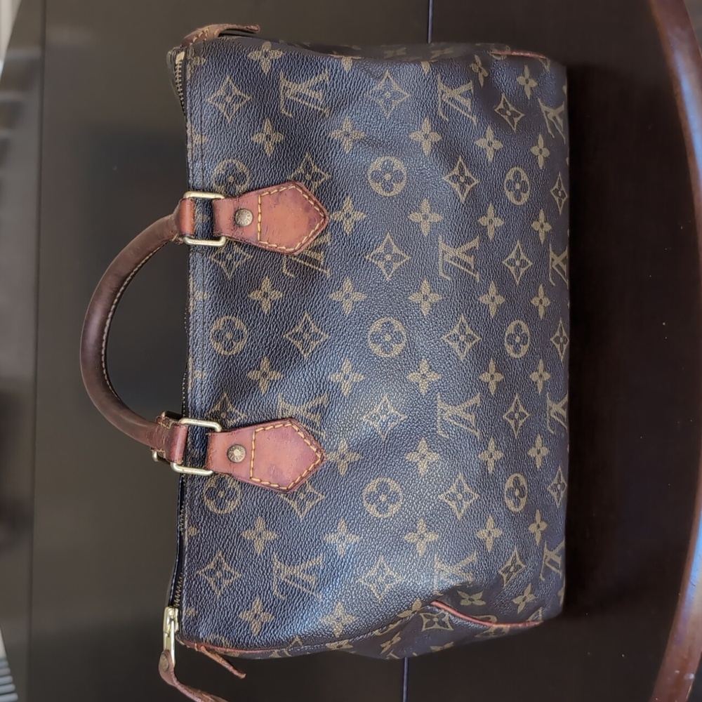 Louis Vuitton Speedy 30